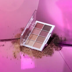 Parisian Pinks Eye Palette -Pet Shop ParisianEyePaletteLifestyle1