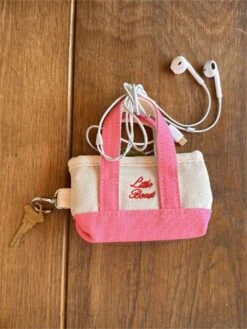 The Little Beast Poop Bag Tote - Pink -Pet Shop evermark factory the little beast poop bag tote pink poop bag holder 1146883110
